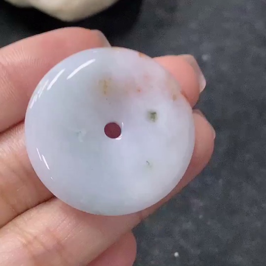 F34041947 Jadeite Pendant Peace Knot, Total Weight Approximately 11.29g, Undetermined Cause of Yellow Part Color