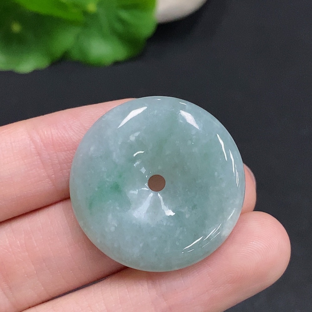 F35078730 Jadeite Safety Buckle, total weight about 9.8 grams