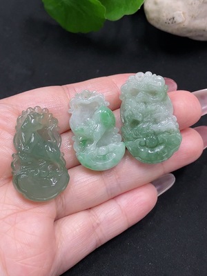 F34033816 Jadeite Pendants Sell as a Lot