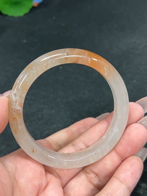 H41946744 非洲翠(独龙玉)正圈手镯 圈口55.5 货品总重约35.7g