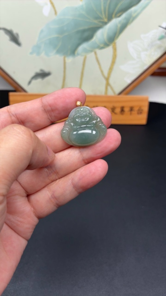 F46525399 Jadeite Buddha Pendant with 18K Gold Bail, Total Weight Approx. 6g
