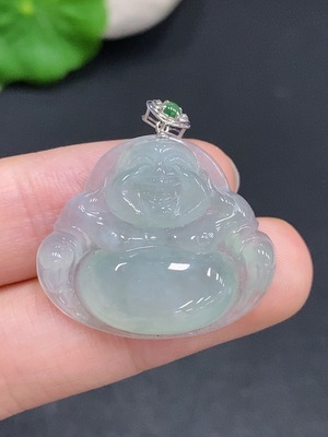 F31687980 JadeiteBuddha Pendant with 18K Gold Clasp, Total Weight Approximately 6.2g