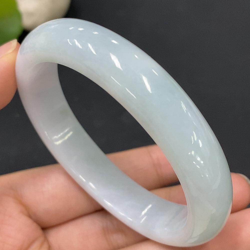 F29356212 Jadeite Concubine Bracelet, Total Weight Approx. 52.99g, Size 56.4/Short Diameter 49