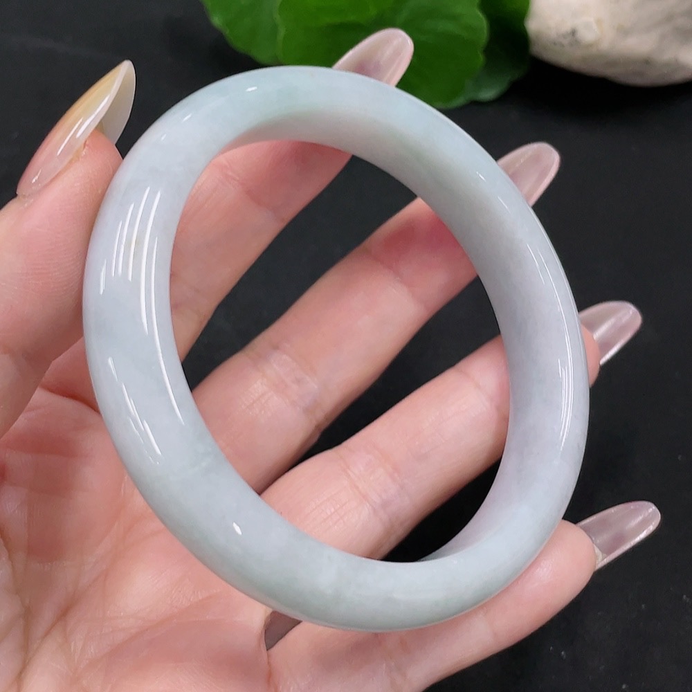F34068142 Jadeite Round Bangle Size 56.7 Total Weight Approx.50g