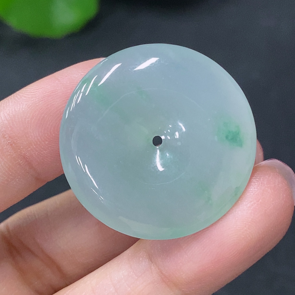 F29321213 Jadeite Pendant Peace Knot Total Weight Approx. 8.12g