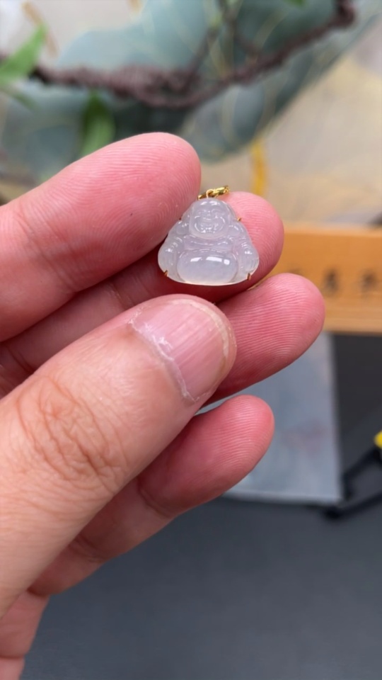 F33868255 Jadeite Buddha Pendant with 18K Gold Setting, Total Weight Approx. 1.8g