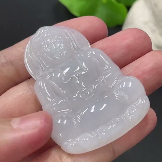 F34019463 Jadeite Guanyin Pendant Total Weight: Approx. 18.1g