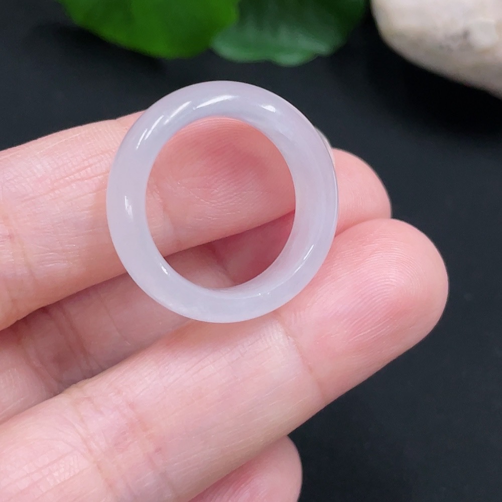 F30528002 Jadeite Ring Size 15, Total Weight Approx. 3.6g