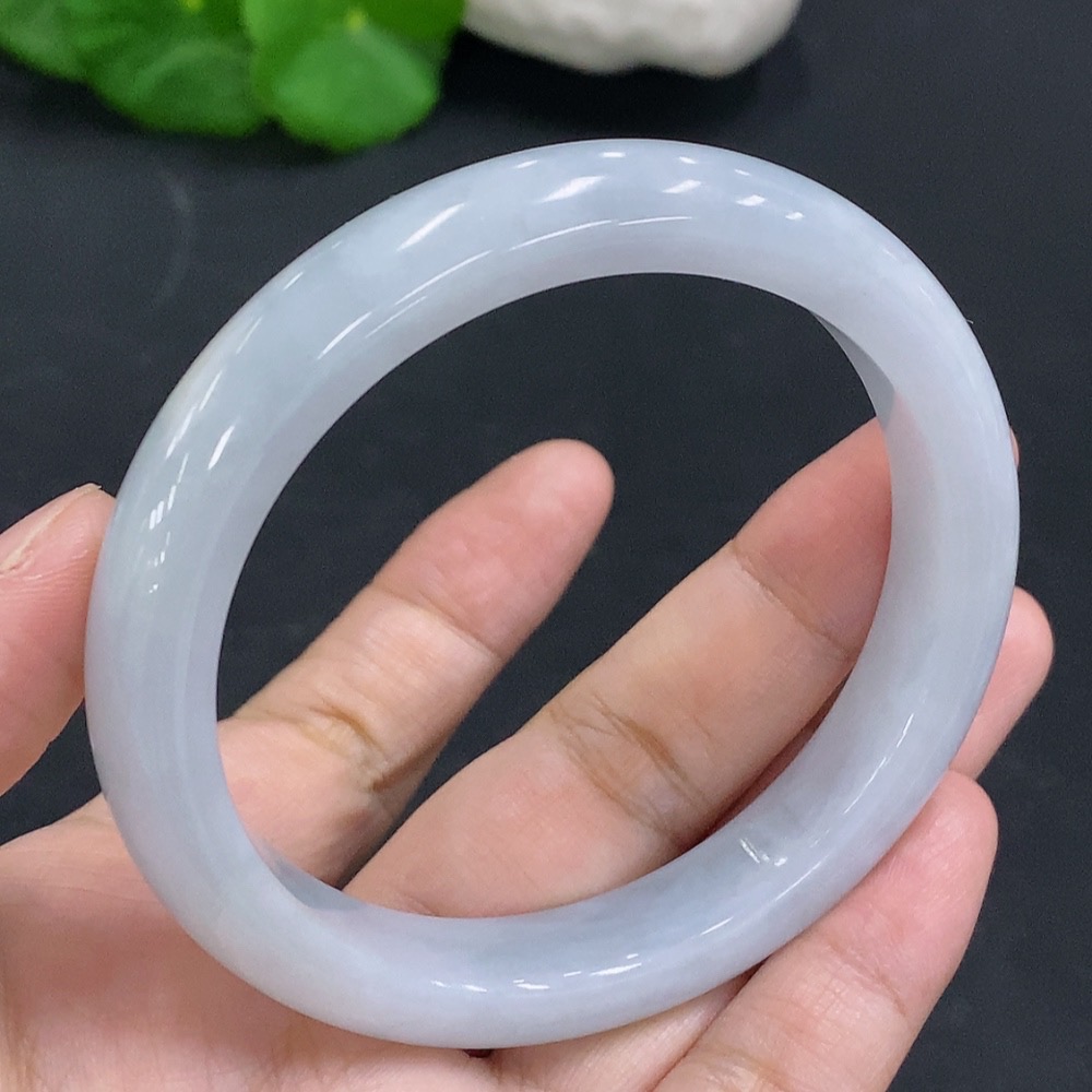 F24812785 Jadeite Round Bangle Size 58.8 Total Weight Approx. 53.8g