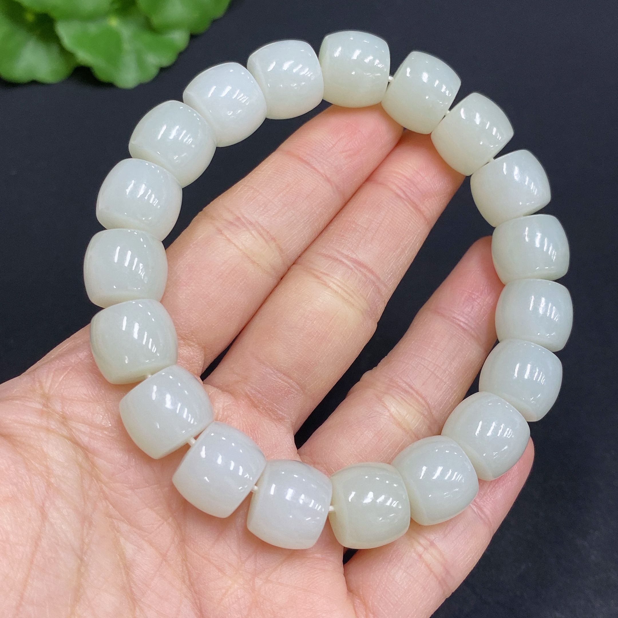 H29328266 Hetian Jade Bracelet, approx. 11.6mm beads, total weight about 52.6g
