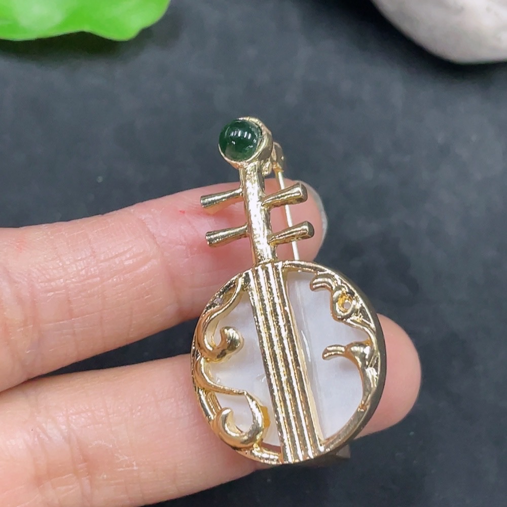 F30499668 Jadeite Inlaid Brooch Non-Gold Inlaid