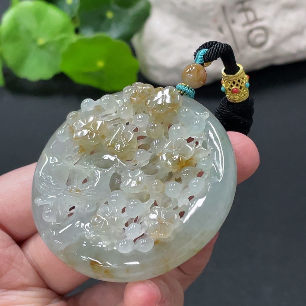 F33945734 Jade/lucky double happiness pendant