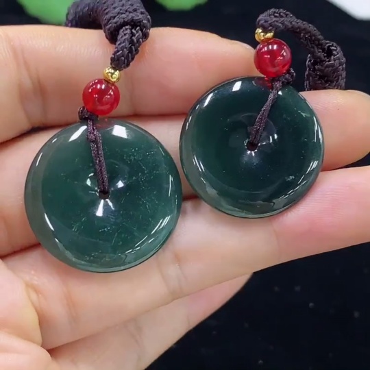 F31652271 Jadeite Pendant Set Wholesale