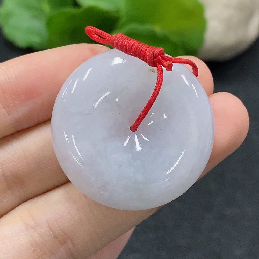 F34995512 Jadeite Peace Knot Pendant, Total Weight Approx. 14.8g