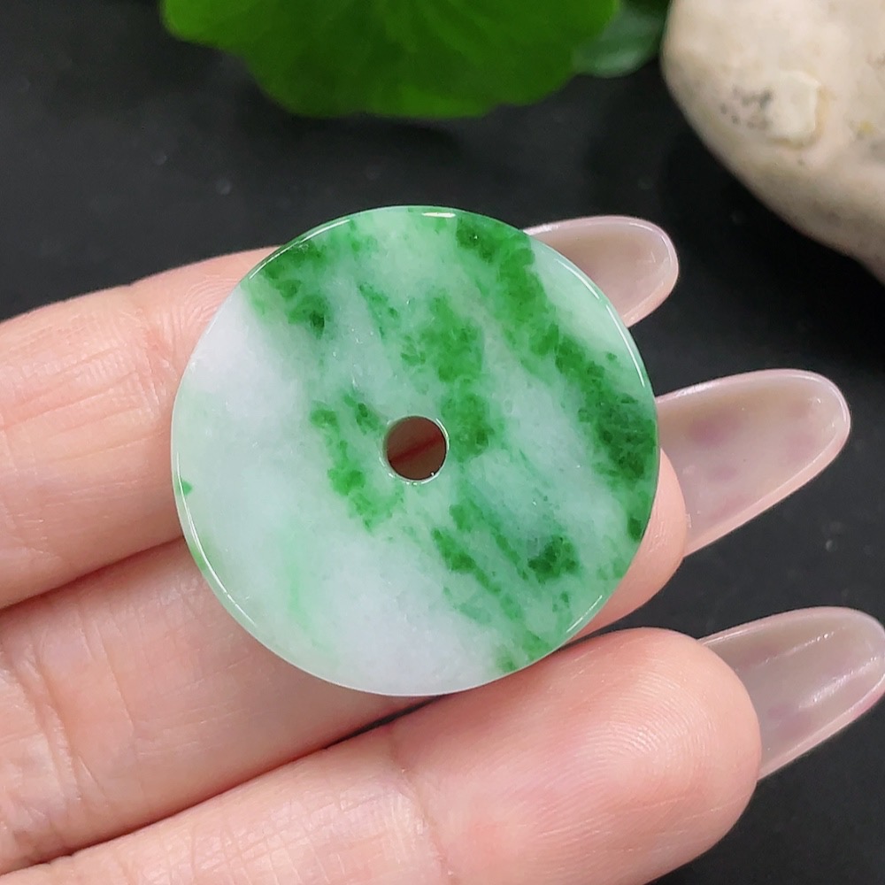 F34068483 Jadeite Peace Knot Pendant Total Weight Approximately 9.08g