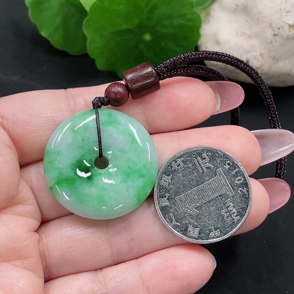 F34032021 Jadeite Safety Buckle Pendant Total weight about 11.8g (including rope weight)