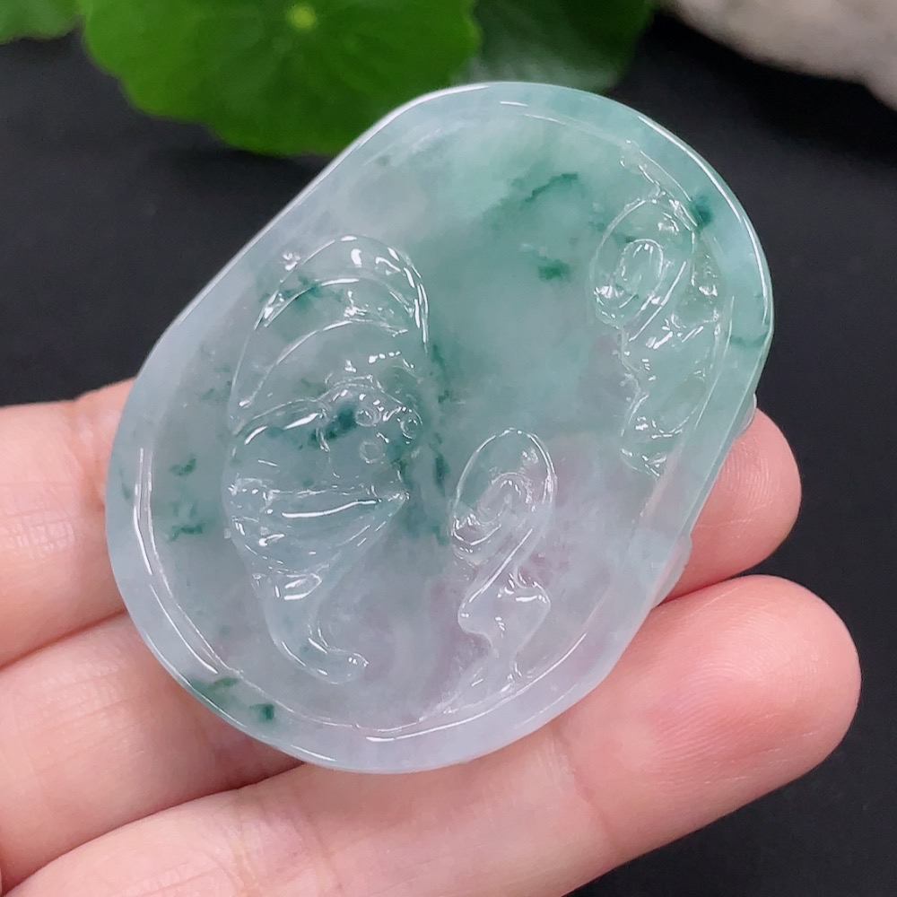 F28287594 Jadeite flower and bird pendant plaque, total weight approximately 22.5 grams