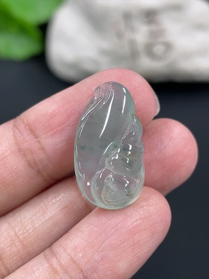 F42952186 翡翠灵狐镶嵌件 货品总重约1.86g