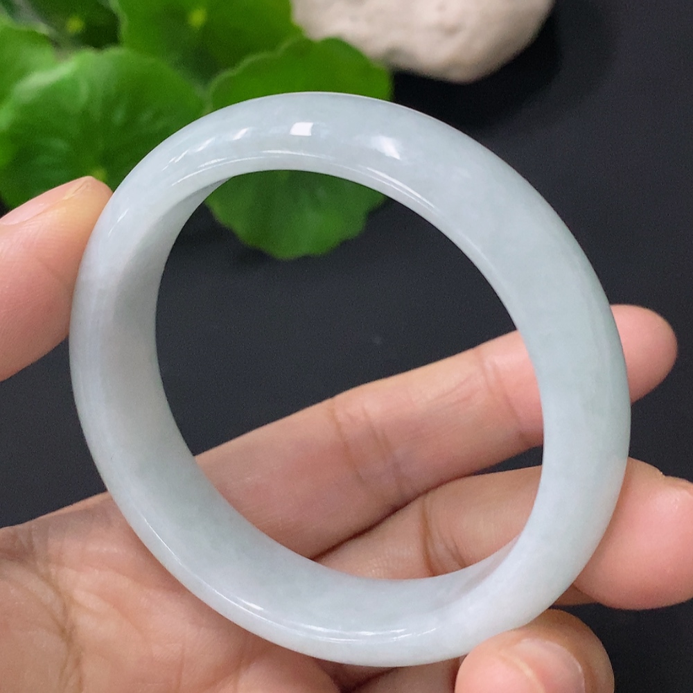 F30523889 Jadeite round bracelet, inner diameter 46.8mm, total weight approximately 34.13g