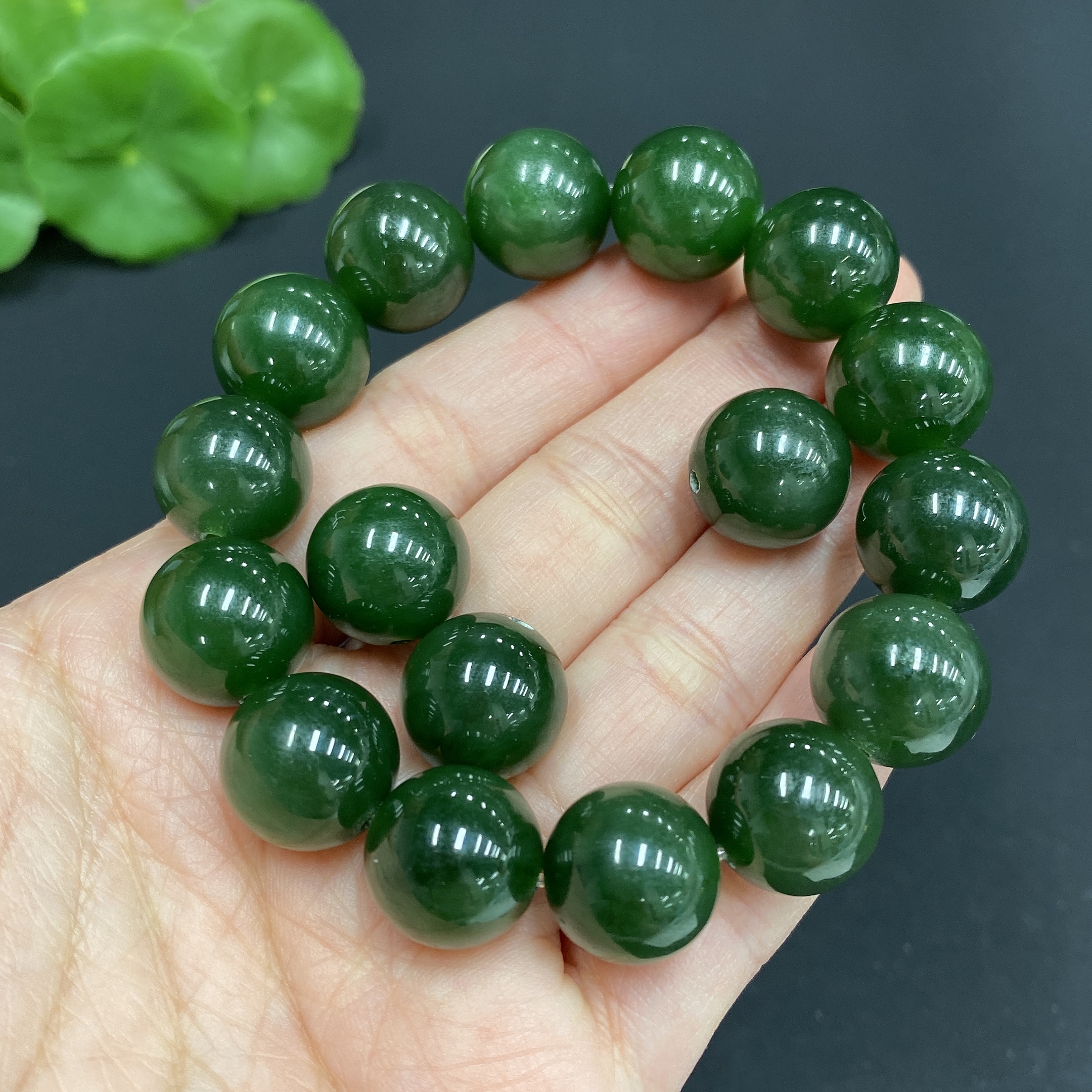 H27126932 Hetian Jade Bracelet    Approx. 13.2mm    Total Weight Approx. 64.1g