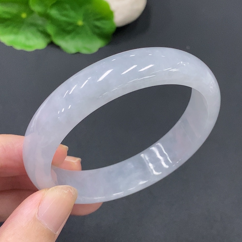 F21320868 Jadeite Round Bangle Size 55.5 Total Weight 46.978g