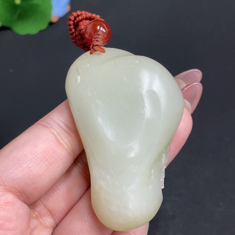 H27062330 Hetian Jade Pendant - Bodhidharma