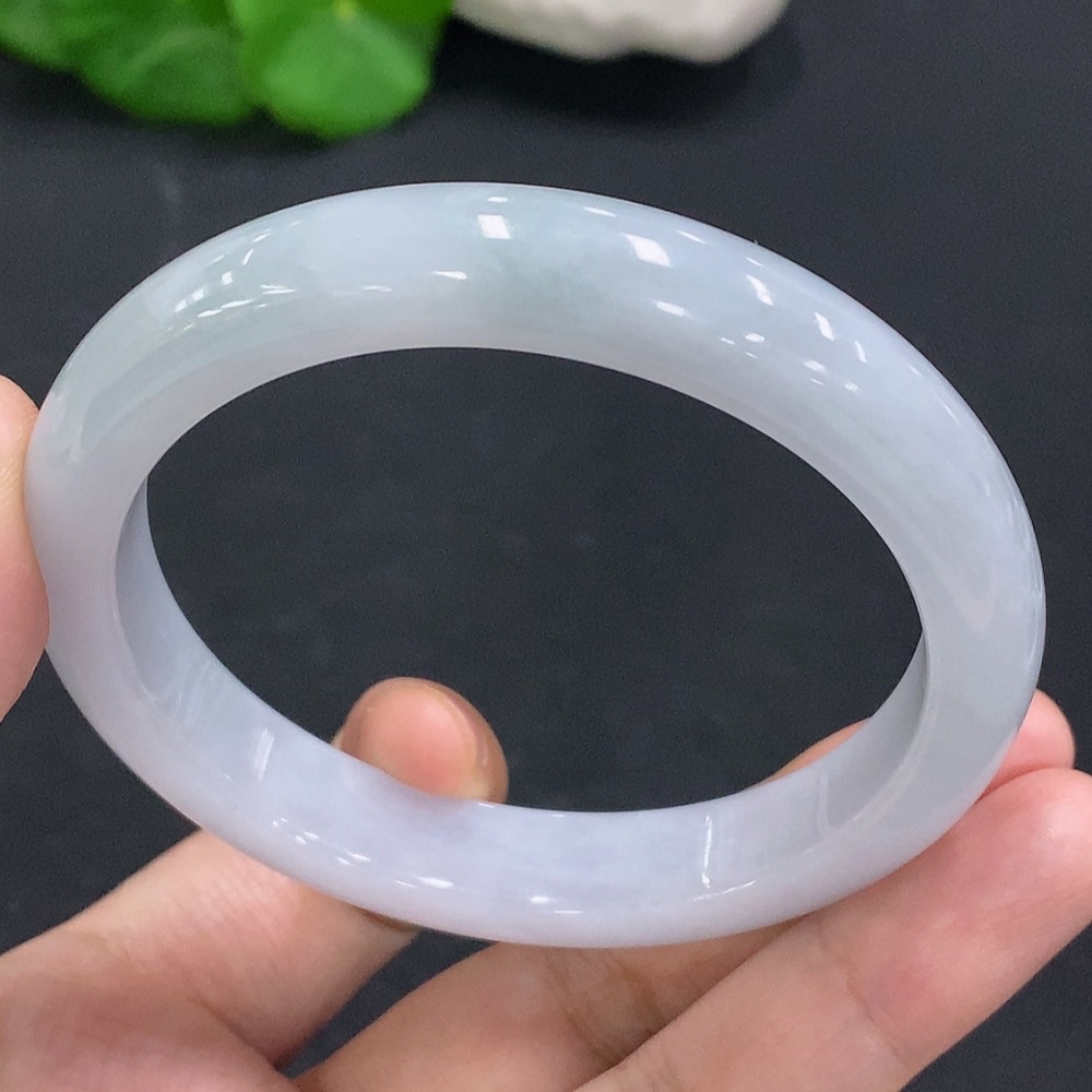 F24812785 Jadeite Round Bangle Size 58.8 Total Weight Approx. 53.8g