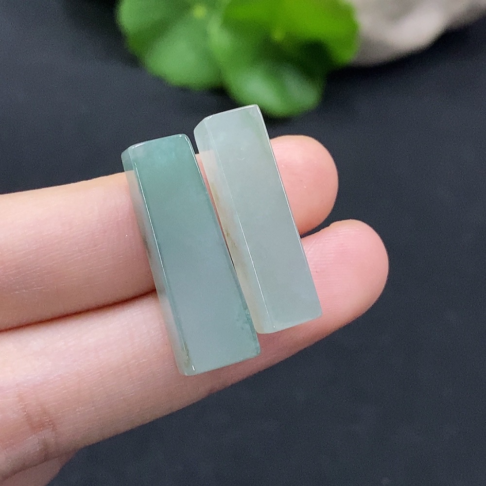 F35132795 Jadeite Plain Pendant Mountings Sell as a Lot