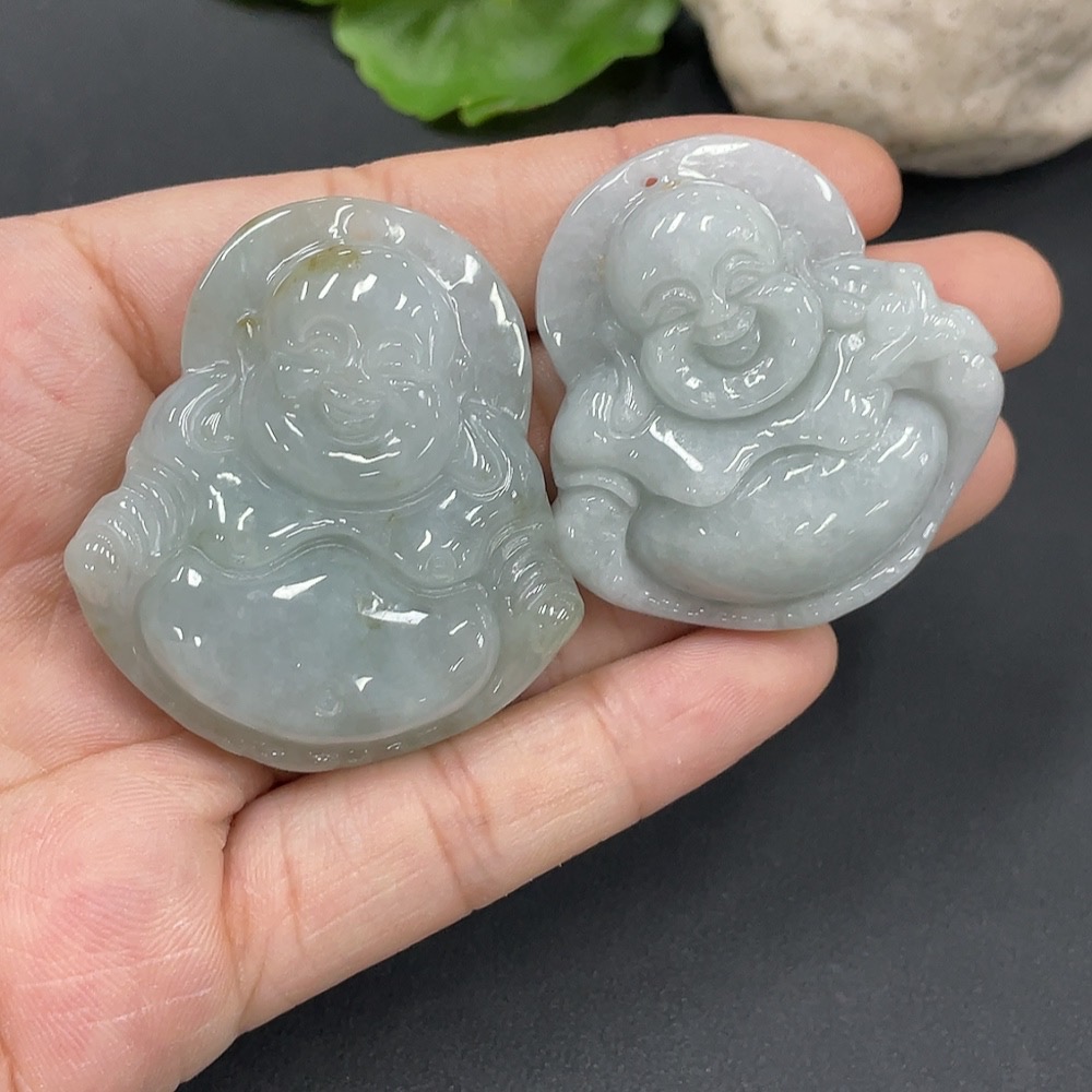 F18041755 Jadeite Buddha Pendant Sell as a Lot