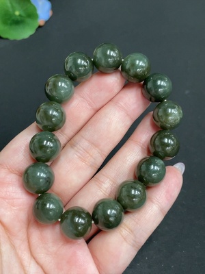 H33847769 Hetian Jade Bracelet, approx. 13.3 mm beads, total weight about 57.5g