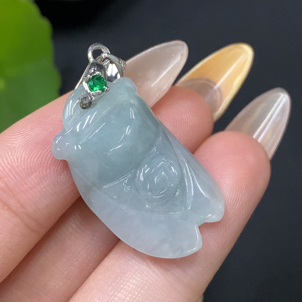 F29436553 Jadeite Pendant Non-Gold with Non-A Grade Beads Total Weight Approx. 5.62g