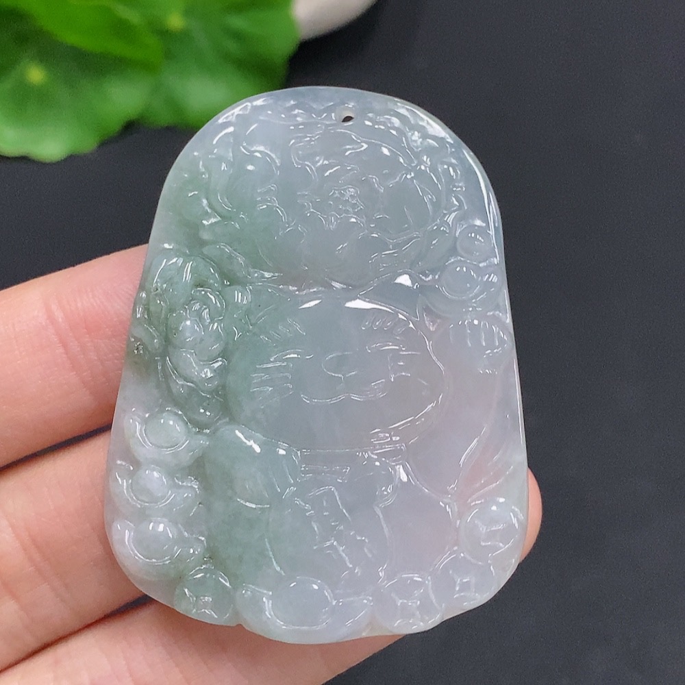 F32757344 Jadeite Maneki-Neko Pendant