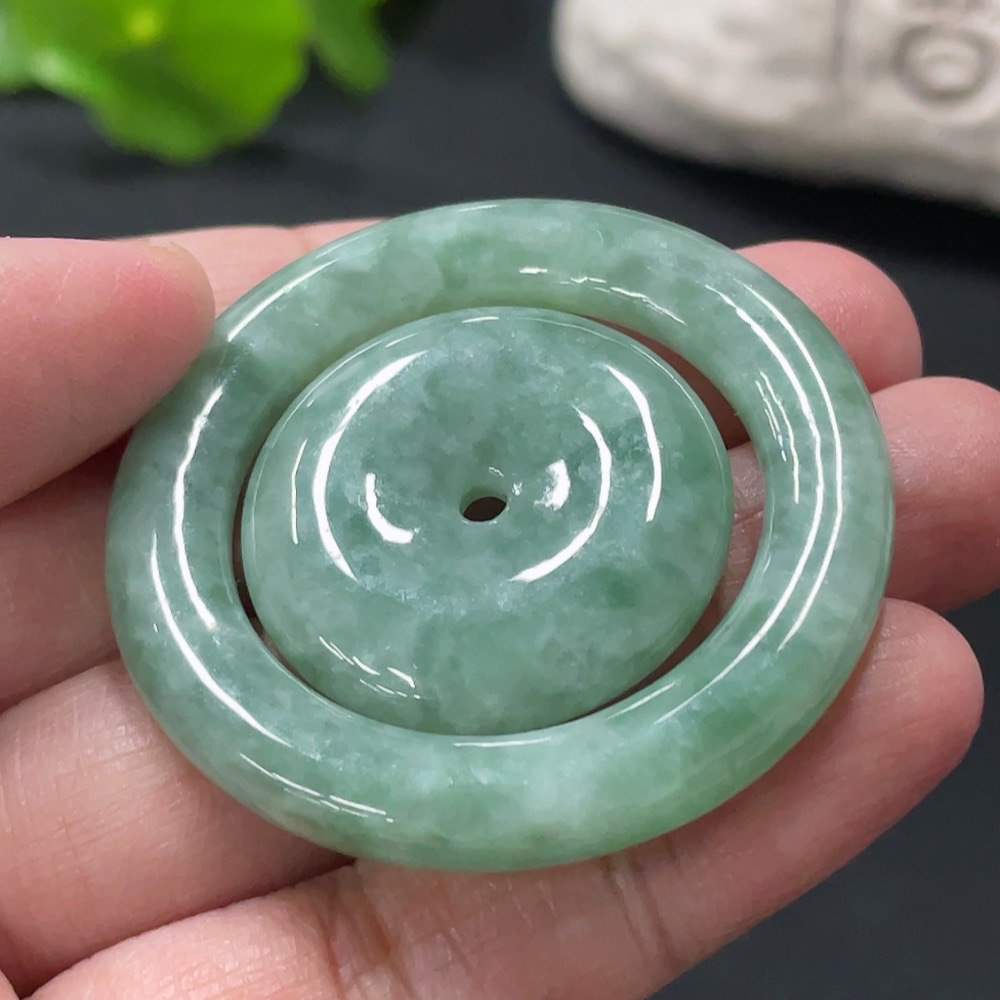 F31631435 JadeiteMother-and-Child Toggle Pendant