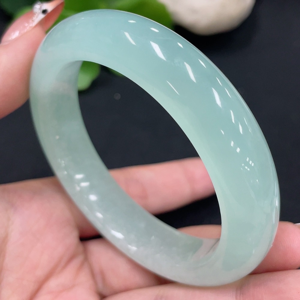 H34026470 Xiuyu (Serpentine Jade) Round Bracelet Size 55.4 Total Weight approx. 54.2g