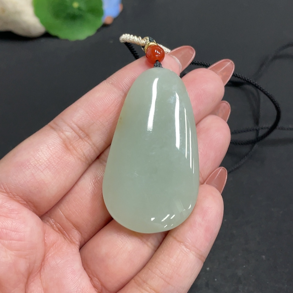 H34010532 Hetian Jade Pendant, Plain Pendant