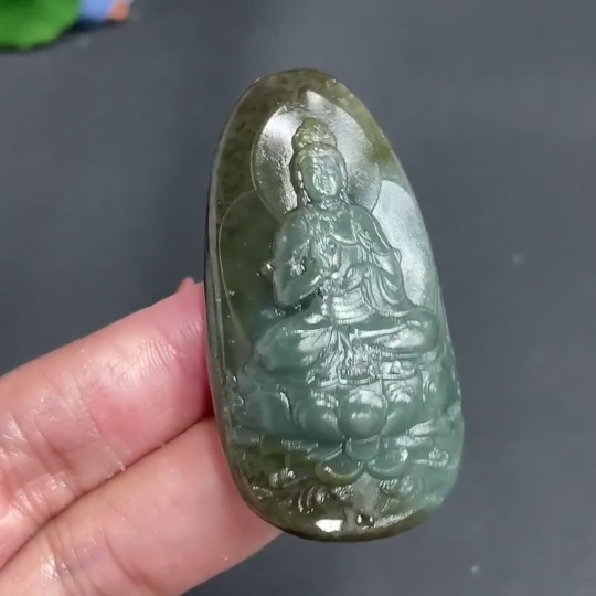 H24804553 Hetian Jade Pendant Guanyin Total Weight about 29.9g