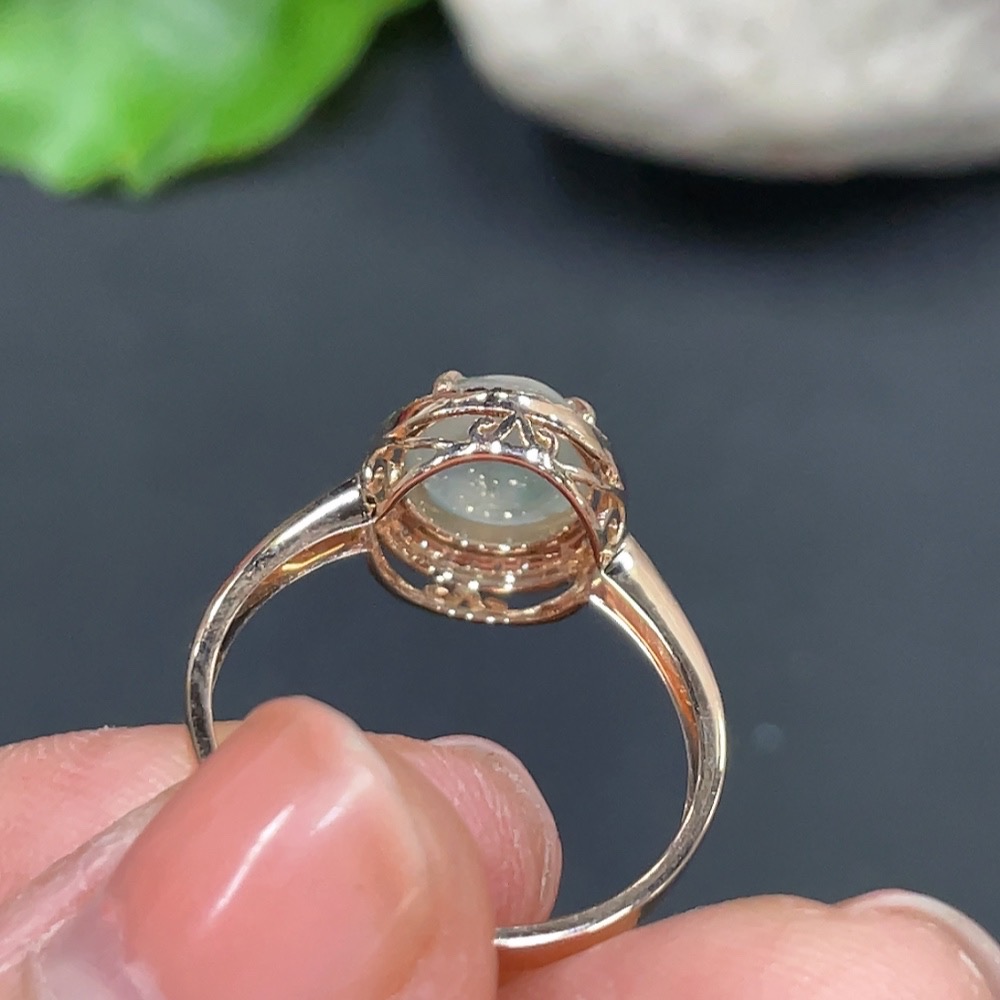 F20283843 Jadeite Cabochon Ring with 18K Gold Setting, Size 12, Total Weight Approx. 1.69g