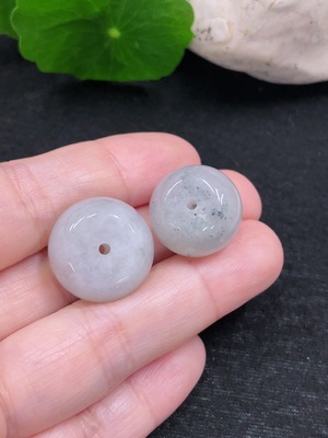 F33827393 Jadeite Pendants Sell as a Lot