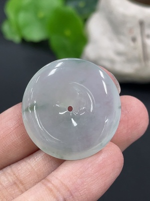 F42952648 翡翠平安扣挂件 货品总重约8g
