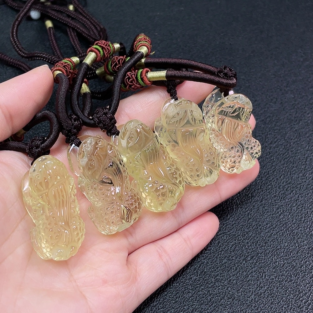 C34989325 Crystal Pendant Total Weight Approx. 84.26g with Rope Sell as a Lot