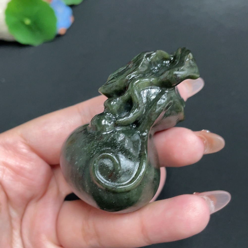 H31678051 Hetian Jade Handheld Piece Gourd Total Weight Approx. 117.2g