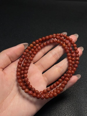 C34992297 South Red Agate Bead Strand with Visible Organic Matter, Total Weight Approx. 27.1g, Size ca. 5.1mm