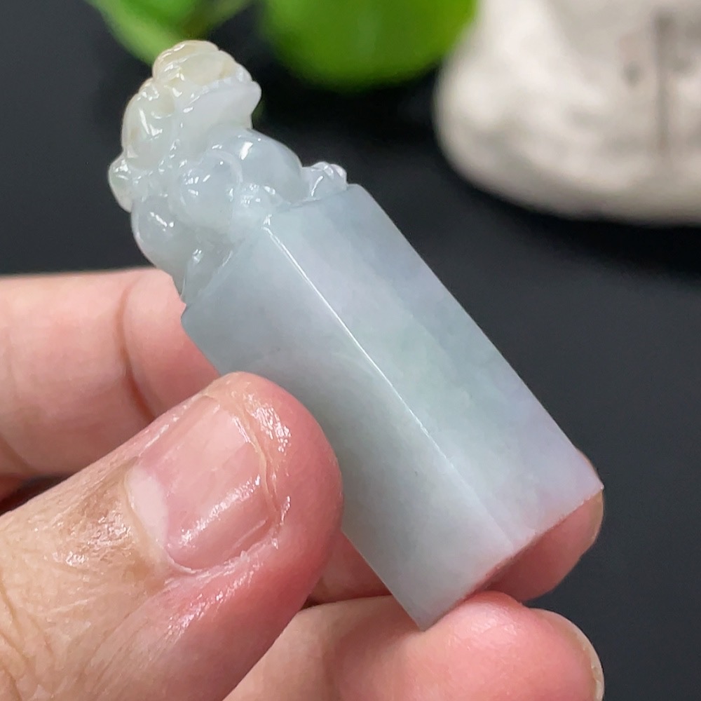 F30493739 Jadeite Pi Xiu Seal Total Weight Approx. 16.4g Color Origin Undetermined