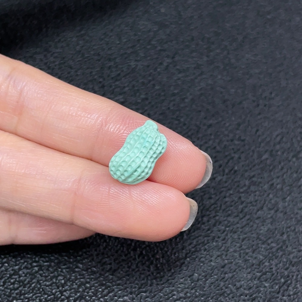 C34990549 Turquoise Jewelry, Color Origin Undetermined, Contains Other Mineral Components, Total Weight Approximately 0.84g