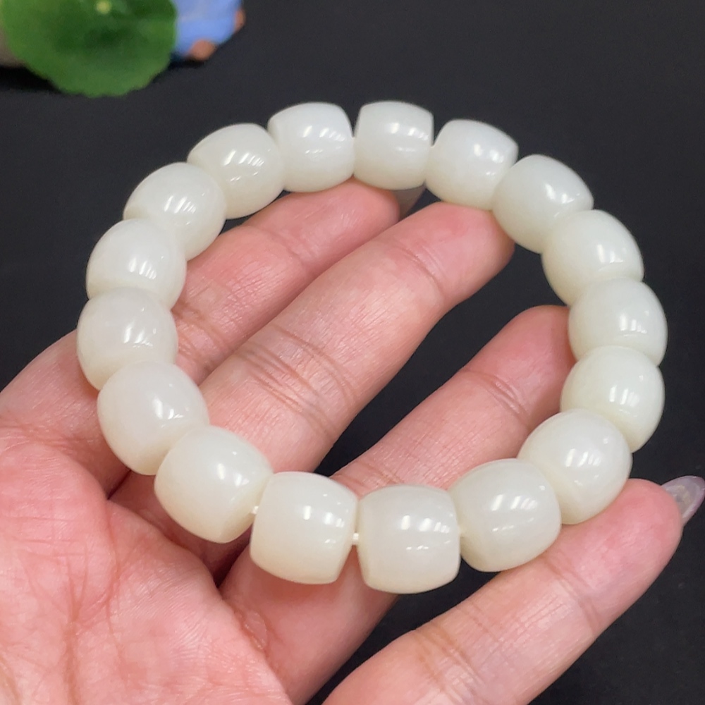 H33901251 Hetian Jade Bracelet, Approx. 13.0mm, Total Weight Approx. 63.5g