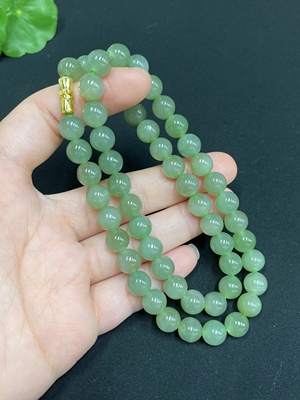H34971076 Hetian Jade Bead Necklace, Approx. 7.6mm, Total Weight Approx. 40.3g