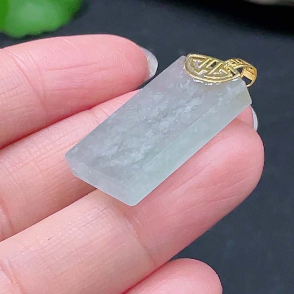 F25848545 Jadeite Plain Pendant in 18K Gold Total Weight Approx. 5.57g