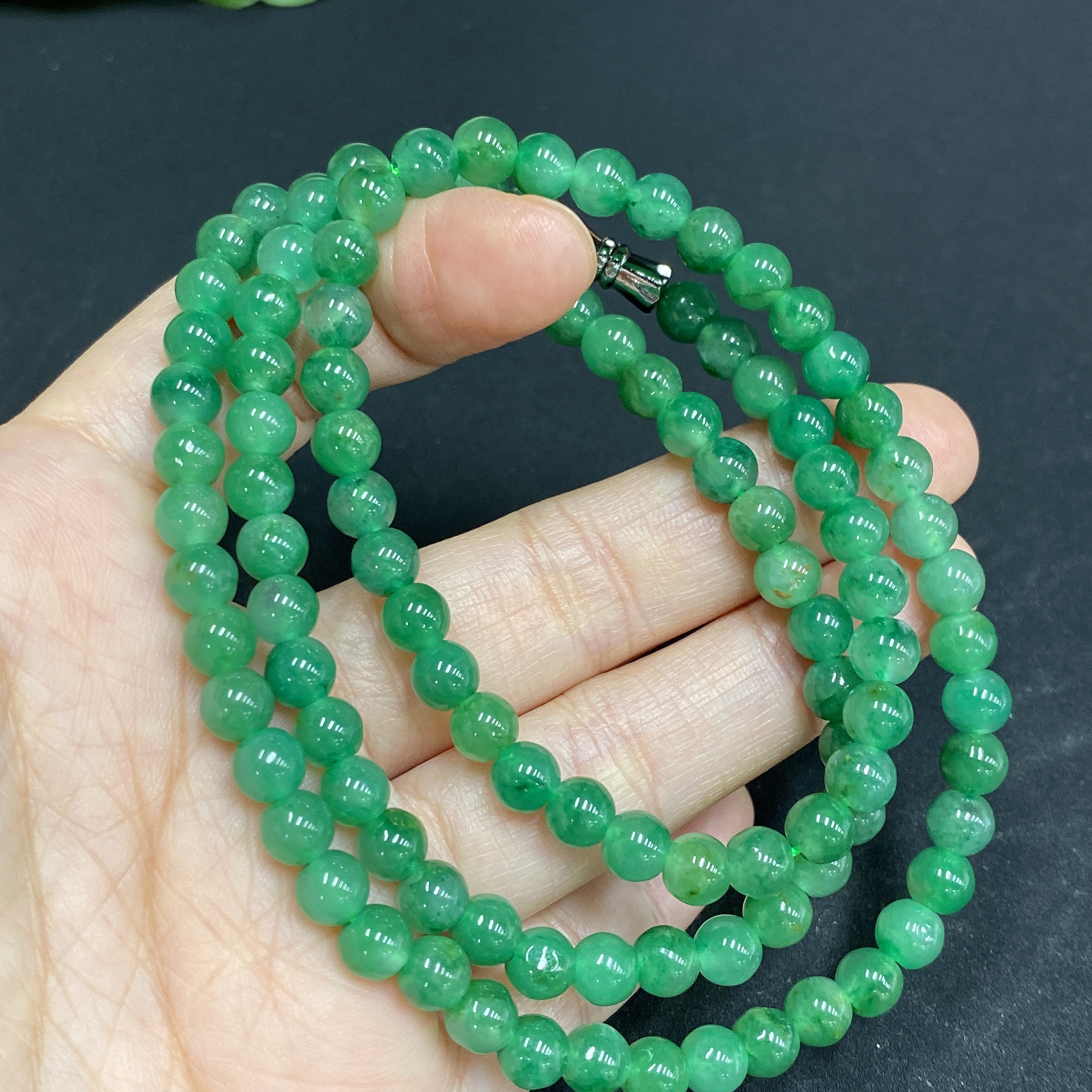 H33903333 African Emerald (Dulong Jade)