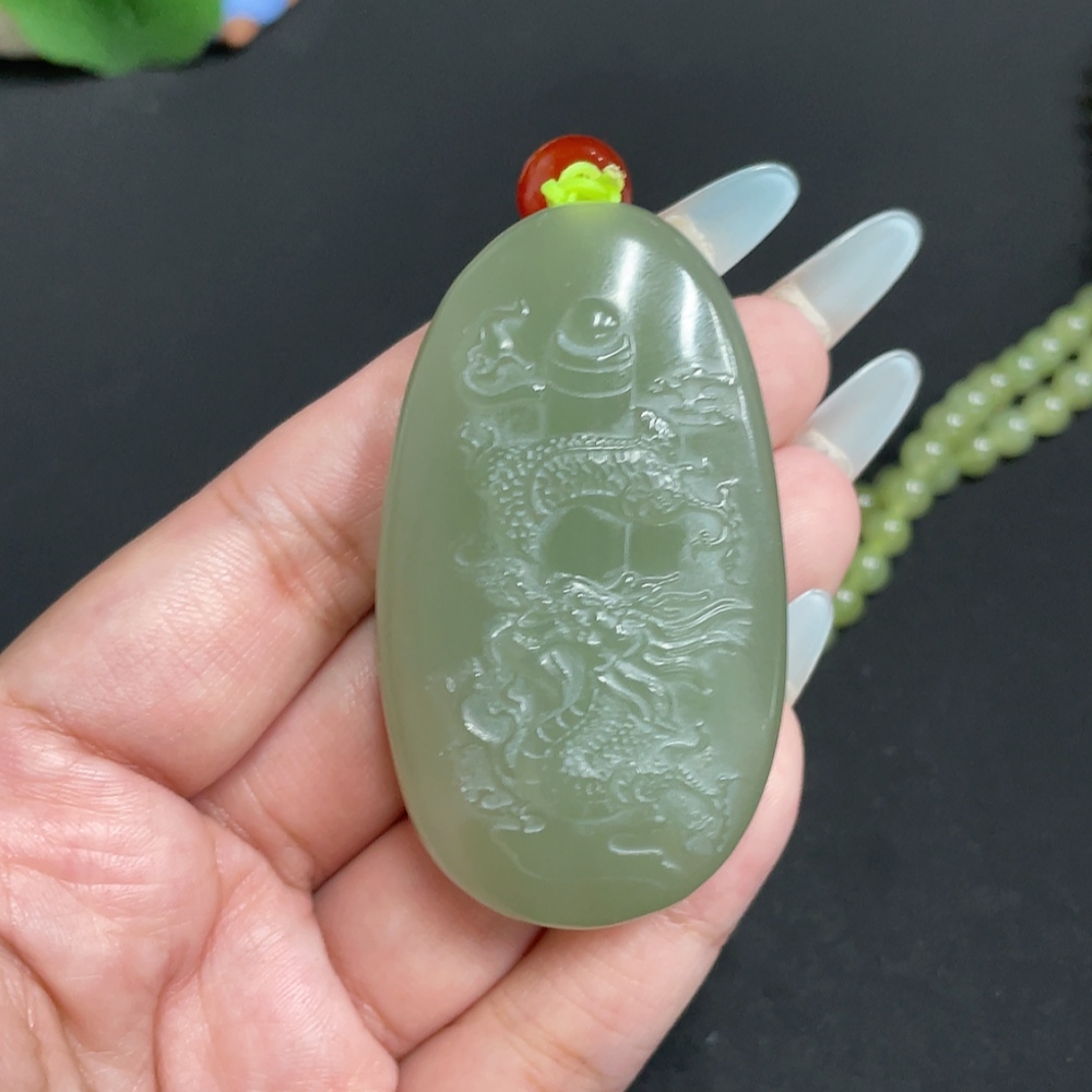 H31634384 Hetian Jade Pendant Dragon Plaque