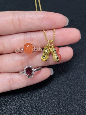 C34038761 Red Agate + Garnet Jewelry Non-Gold Total Weight Approx. 8.13g Sell as a Lot